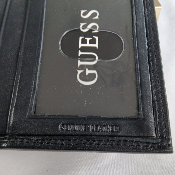 Guess Leather Wallet. - Picture 5 of 8